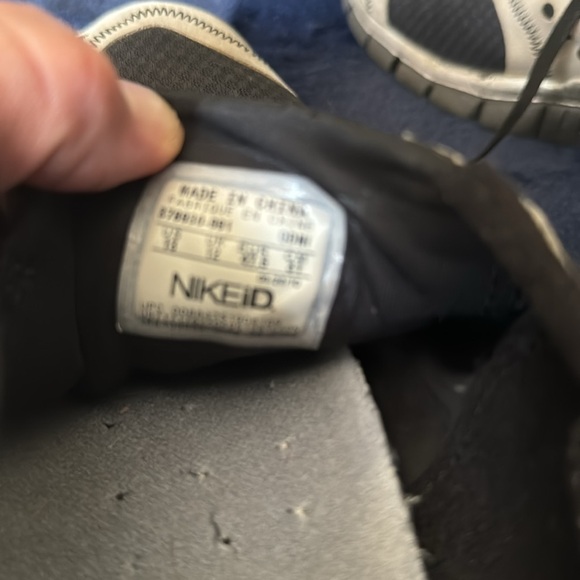 Nike Free 5.0 Black and Silver size 13 - Picture 8 of 8